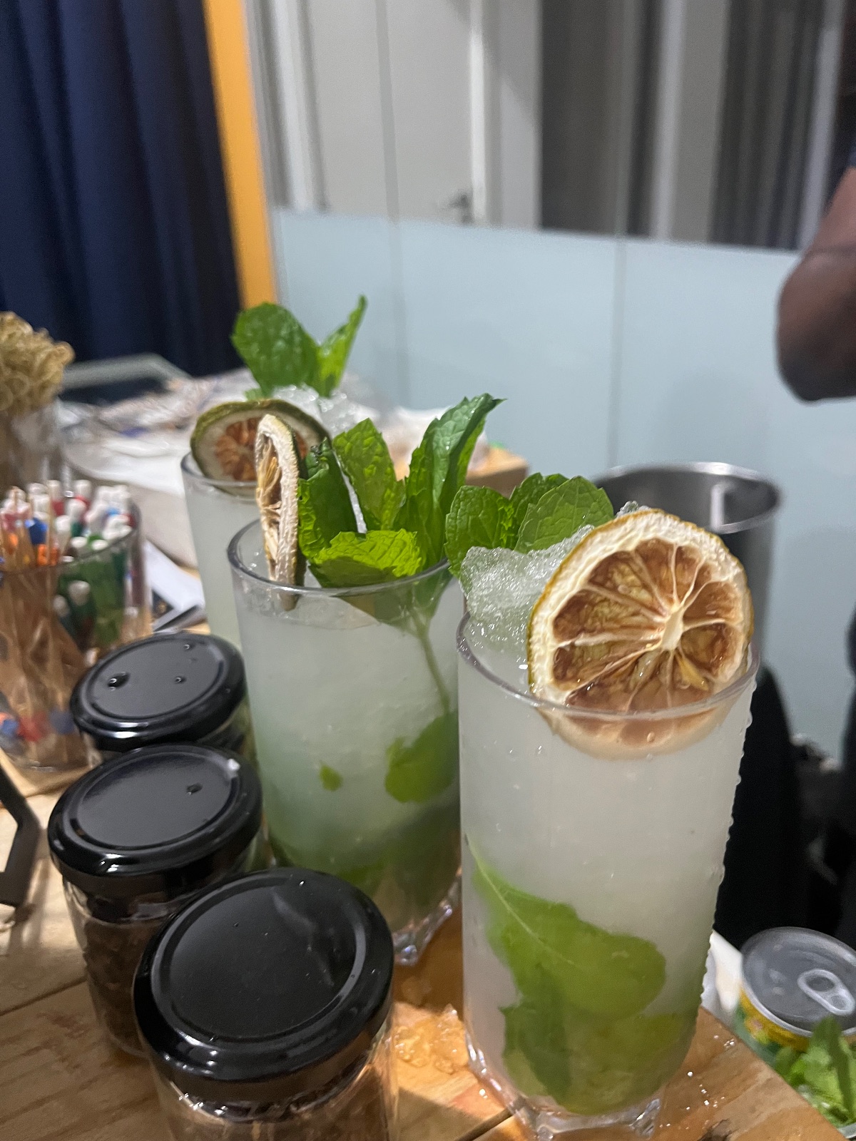 Dujos Drinks